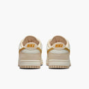 Nike dunk low ''Gold swoosh''