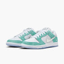 Nike dunk low SB ''April''