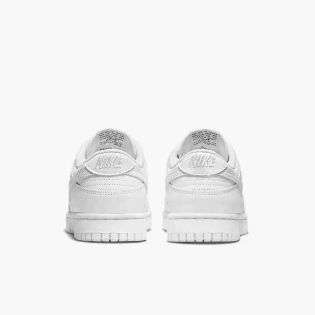 Nike dunk low ''Triple white''