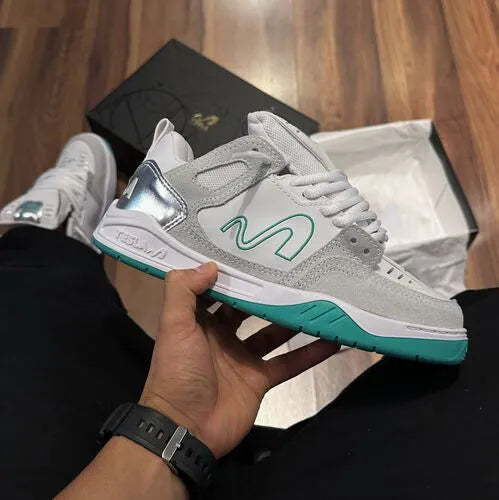 Tesla Nine White/Tiffany