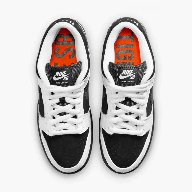 TIGHTBOOTH X Nike dunk low SB ''Black & white''